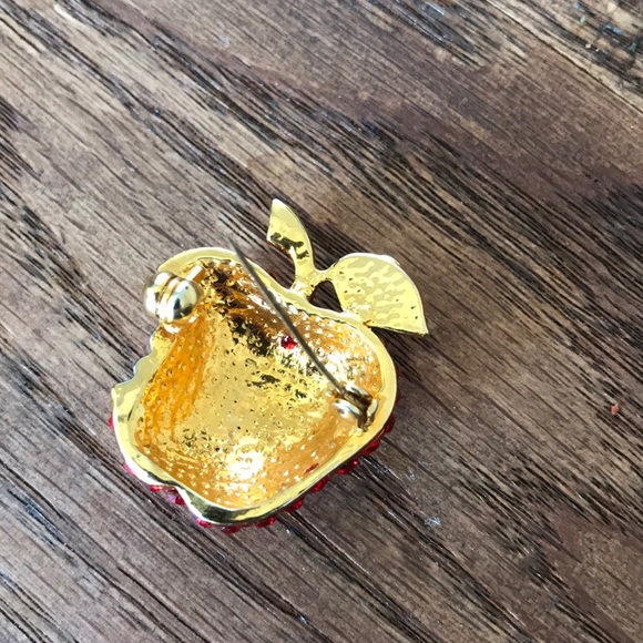 🍎Pin - Picture 2 of 3